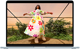 MacBook Air yang memperlihatkan layar Liquid Retina