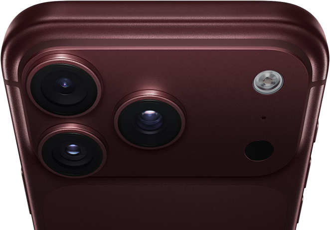 iPhone 18 Pro Max, warna burgundi (merah tua), eksterior belakang, sistem kamera Pro Fusion di bagian atas, 3 lensa, bilah aperture variabel tertutup sebagian, lampu kilat, mikrofon, dan LiDAR Scanner, eksterior atas, antena seluler, sisi datar, tepian melengkung