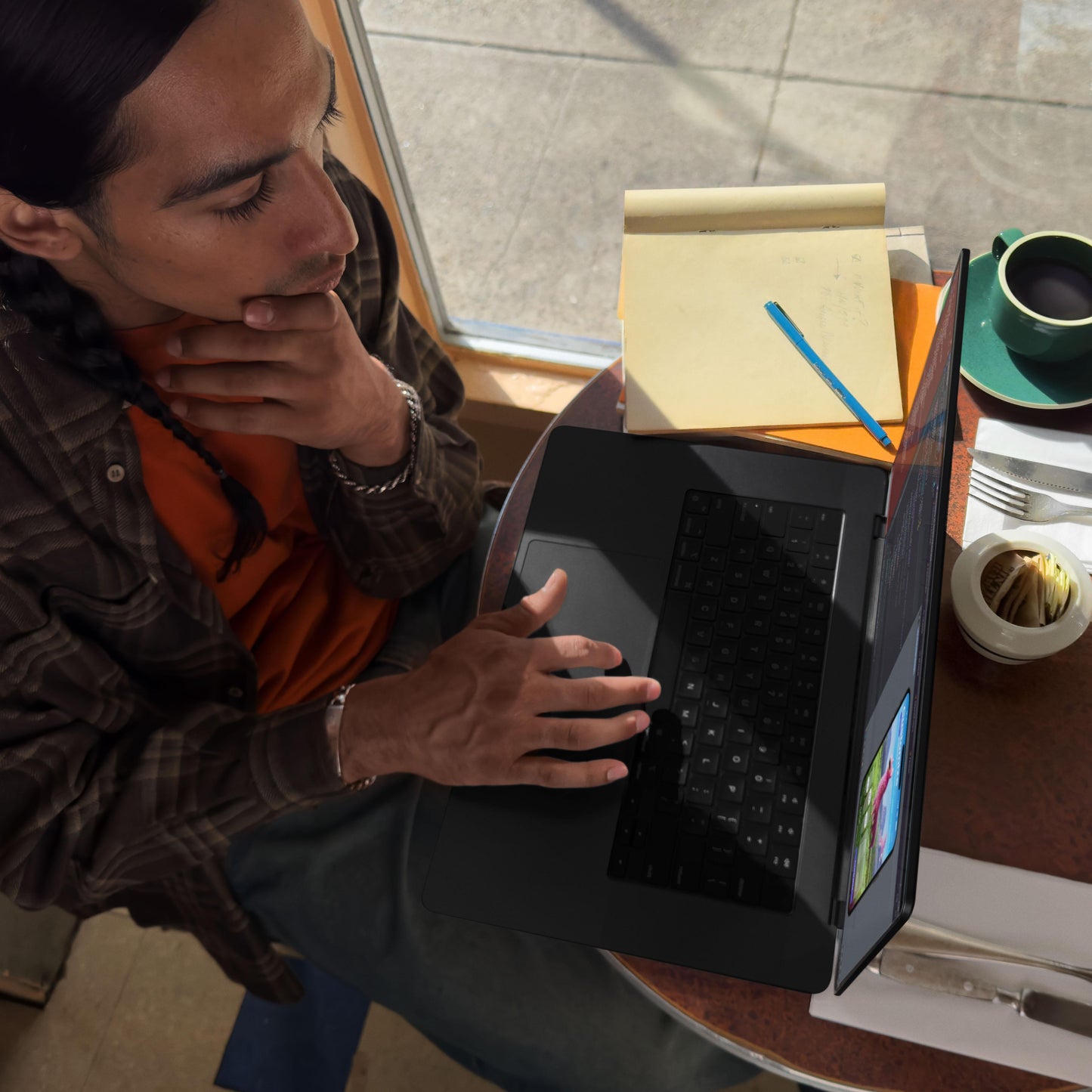 14-inch MacBook Pro: Apple M3 Pro chip with 12‑core CPU and 18‑core GPU, 1TB SSD - Silver