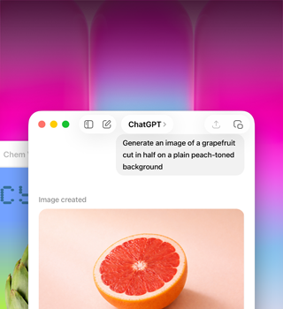 Layar MacBook Neo, menggunakan ChatGPT untuk menghasilkan gambar grapefruit, jendela kedua menampilkan gambar articok dengan latar belakang gradasi di Keynote