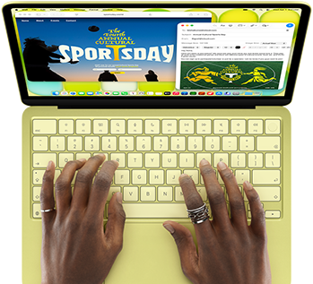 MacBook Neo, warna citrus, tangan di keyboard, pengguna sedang mengetik undangan email ke sebuah acara pembukaan pameran seni, situs web untuk acara tersebut terbuka di samping